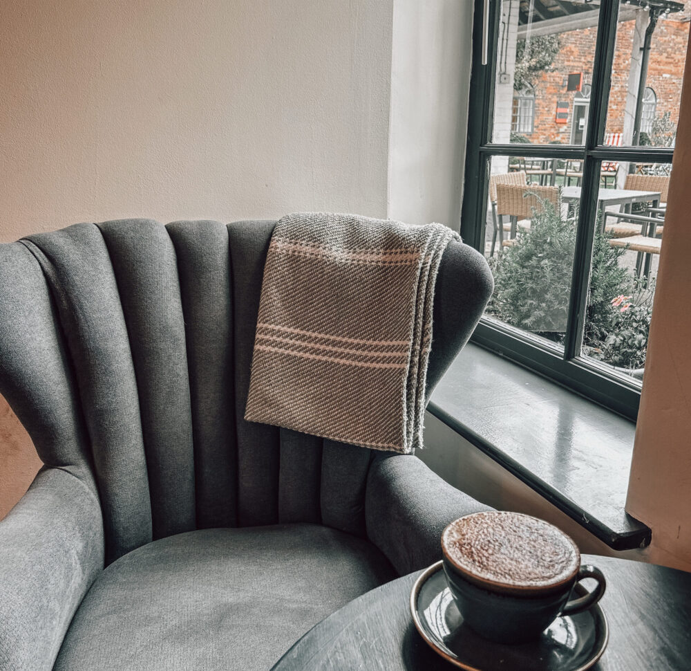 Weaving flavour with ambience